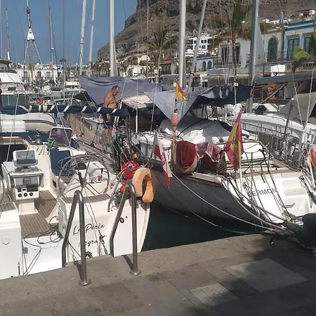 Botel Yacht La Perla Negra Puerto De Mogan